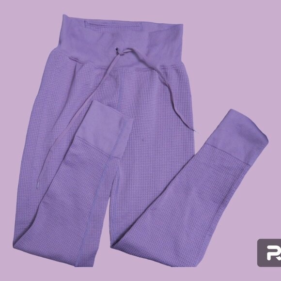 PINK Victoria's Secret active thermal workout leggings in purple size medium. - Picture 8 of 11